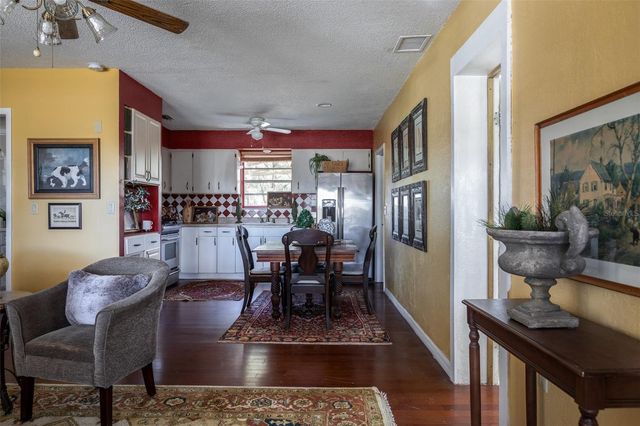 16325 SE 134TH CT, Weirsdale, FL 32195