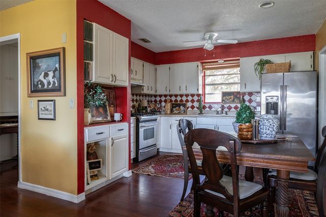 16325 SE 134TH CT, Weirsdale, FL 32195