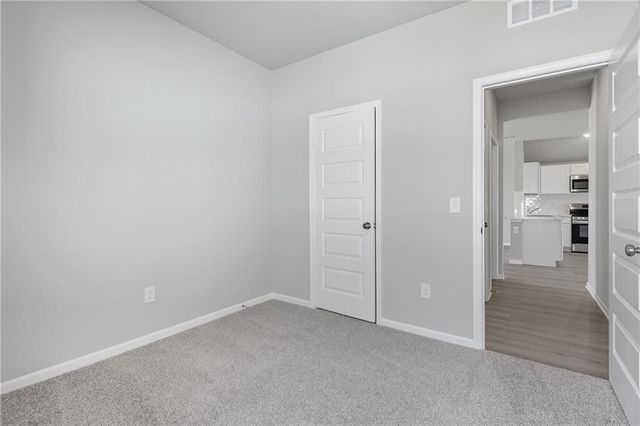 19443 Lincoln Street, Spring Hill, KS 66083