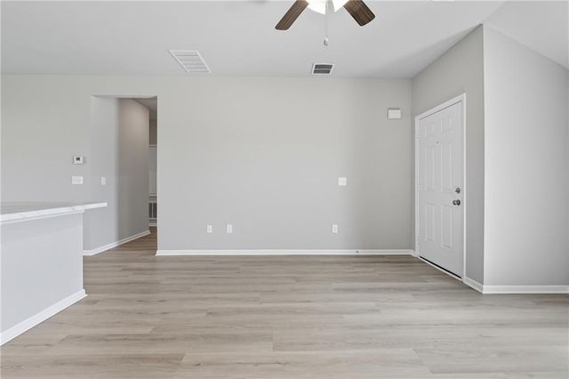 19443 Lincoln Street, Spring Hill, KS 66083