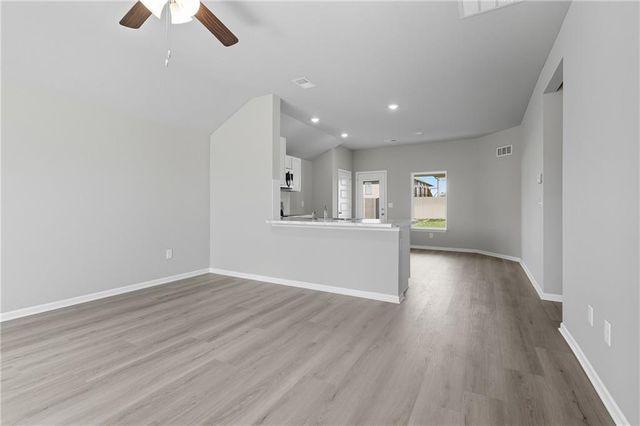 19443 Lincoln Street, Spring Hill, KS 66083