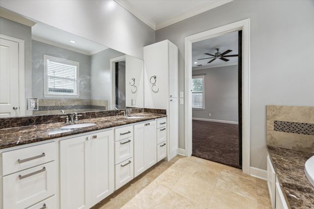 1115 Du Barry Lane, Houston, TX 77018