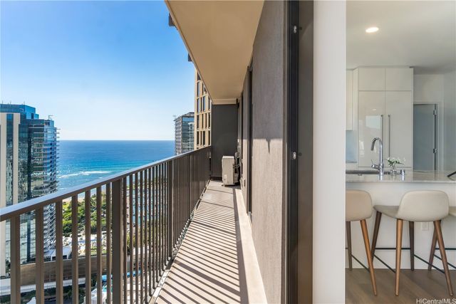 987 Queen Street 3714, Honolulu, HI 96814