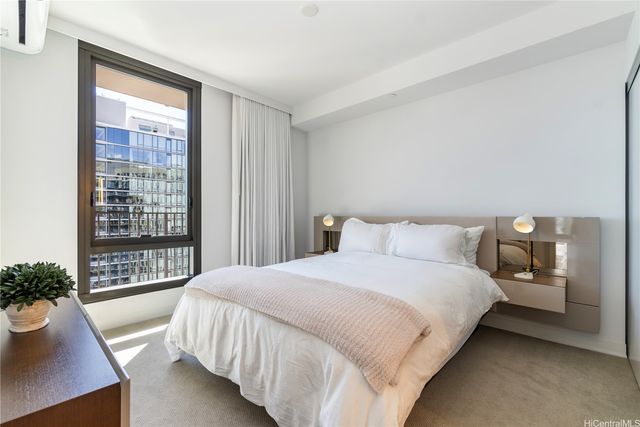 987 Queen Street 3714, Honolulu, HI 96814