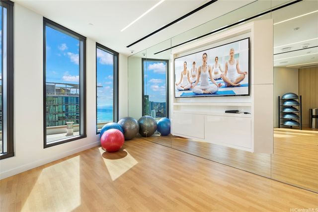 987 Queen Street 3714, Honolulu, HI 96814