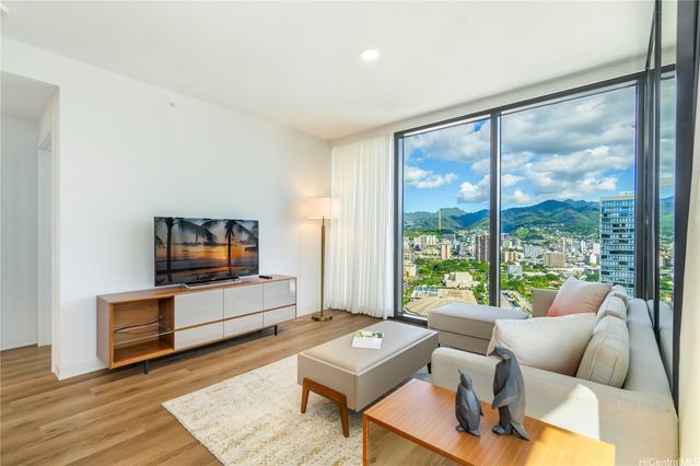 987 Queen Street 3714, Honolulu, HI 96814
