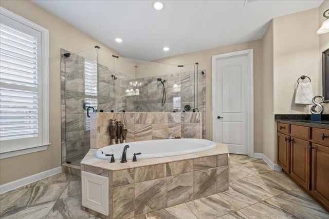 8556 WOODLAND ROSE CIR N, Memphis, TN 38016