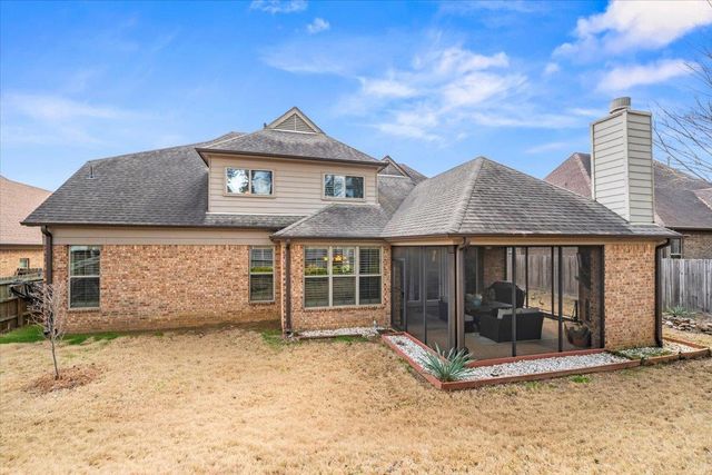 8556 WOODLAND ROSE CIR N, Memphis, TN 38016