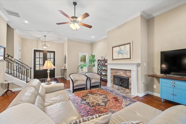 8556 WOODLAND ROSE CIR N, Memphis, TN 38016