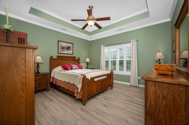 2457 Bridgeway St, Murfreesboro, TN 37128