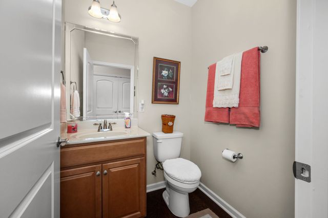 2457 Bridgeway St, Murfreesboro, TN 37128