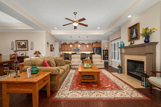 2457 Bridgeway St, Murfreesboro, TN 37128