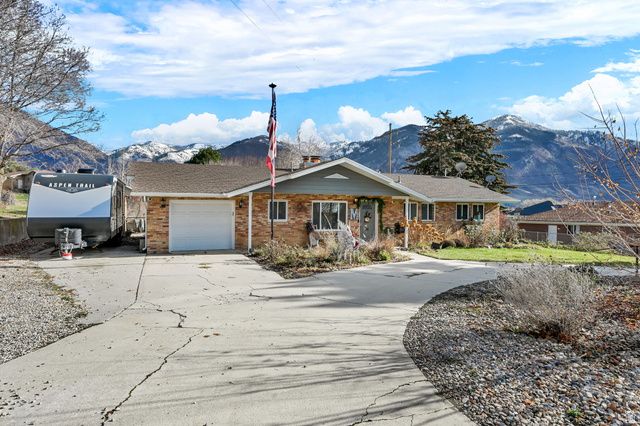 2798 N 700 E, North Ogden, UT 84414