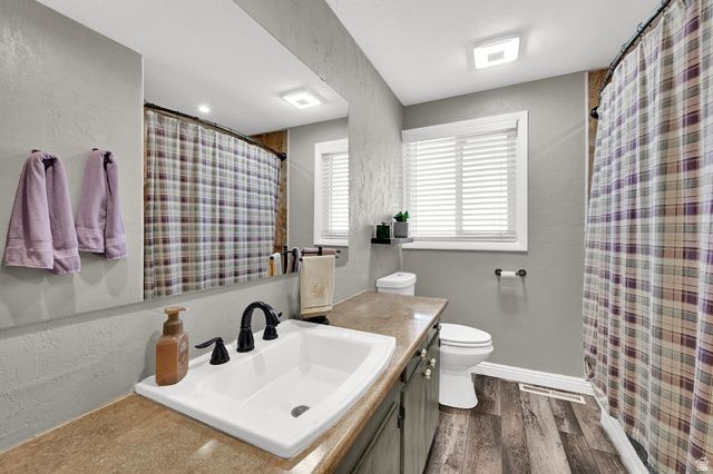 2798 N 700 E, North Ogden, UT 84414