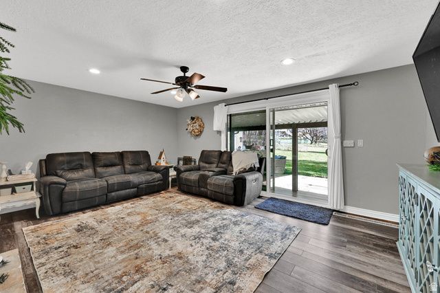 2798 N 700 E, North Ogden, UT 84414