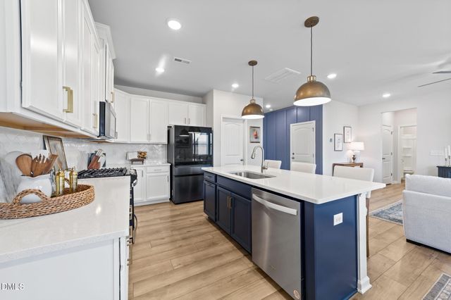 1021 Quindell Drive, Holly Springs, NC 27540