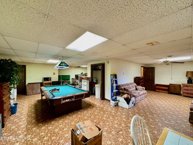 1230 Stonewall Jackson Drive, Dandridge, TN 37725