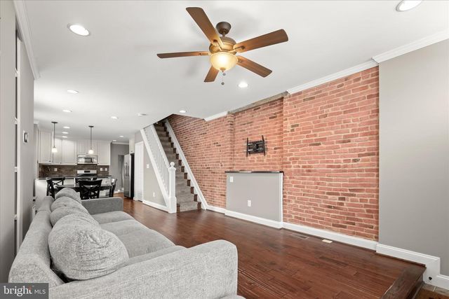 3000 KESWICK RD, Baltimore, MD 21211