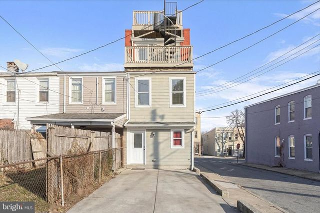 3000 KESWICK RD, Baltimore, MD 21211