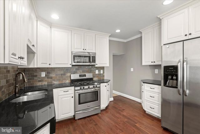 3000 KESWICK RD, Baltimore, MD 21211