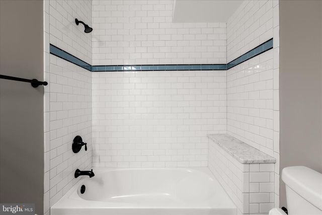 3000 KESWICK RD, Baltimore, MD 21211