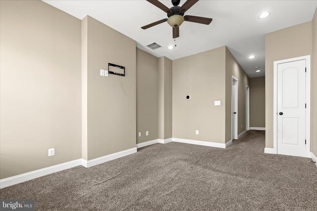 3000 KESWICK RD, Baltimore, MD 21211