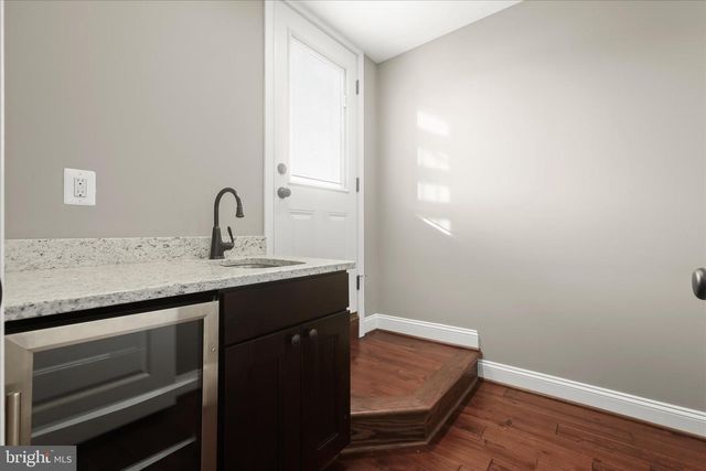 3000 KESWICK RD, Baltimore, MD 21211