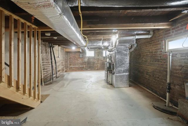 3000 KESWICK RD, Baltimore, MD 21211