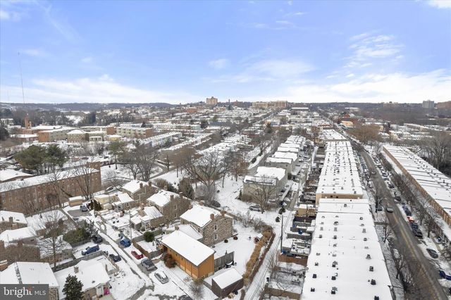 3000 KESWICK RD, Baltimore, MD 21211