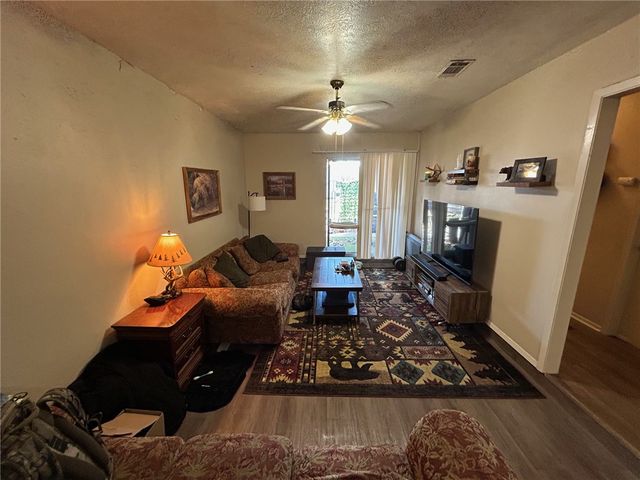 1504 Pine Ridge Drive A, College Station, TX 77840