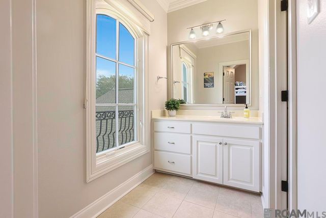 40136 Swan Cir, Gonzales, LA 70737