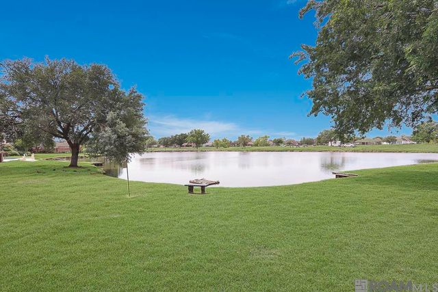40136 Swan Cir, Gonzales, LA 70737