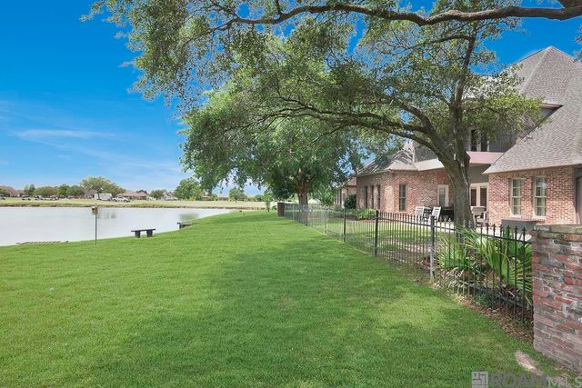 40136 Swan Cir, Gonzales, LA 70737