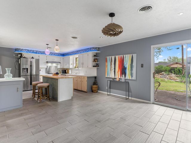 208 Lindsey Avenue, Bay City, TX 77414