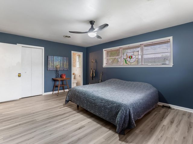 208 Lindsey Avenue, Bay City, TX 77414