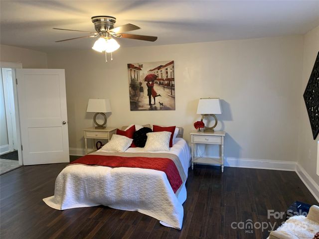 715 E Marion Street, Shelby, NC 28150