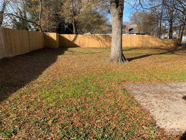 715 E Marion Street, Shelby, NC 28150