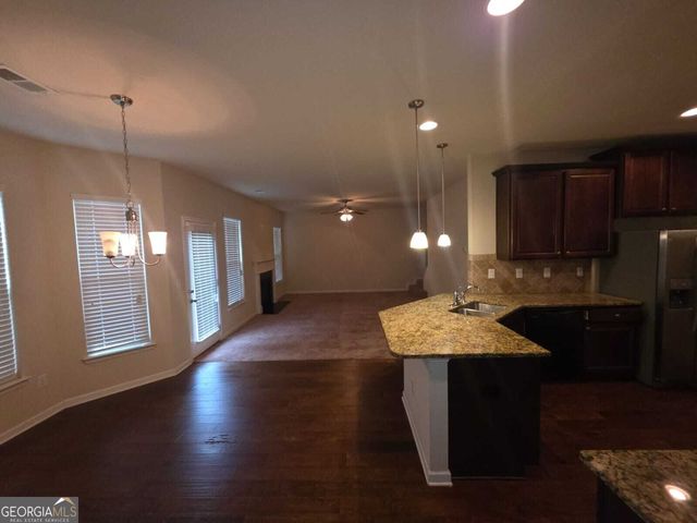12180 Centerra Drive, Hampton, GA 30228