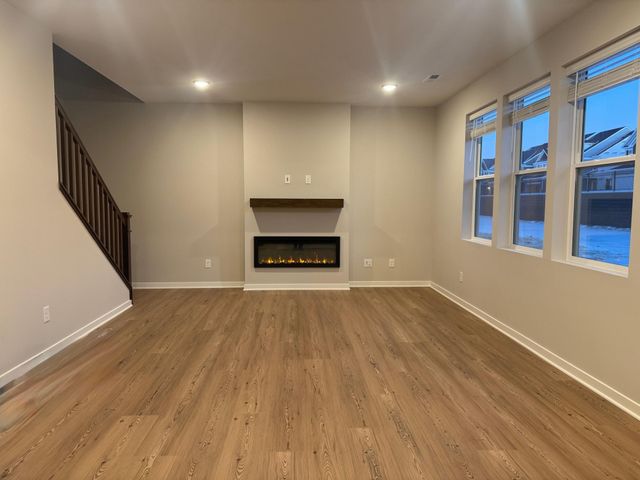 4855 Island Park Drive, Woodbury, MN 55129