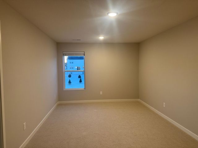 4855 Island Park Drive, Woodbury, MN 55129