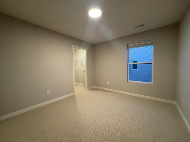 4855 Island Park Drive, Woodbury, MN 55129