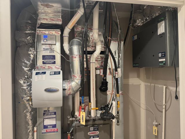 4855 Island Park Drive, Woodbury, MN 55129