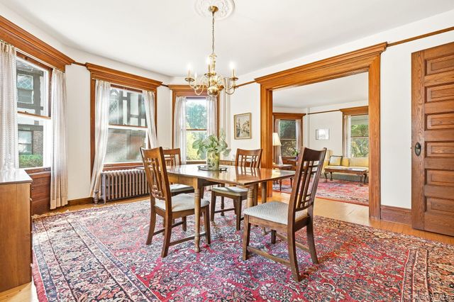 13 Ridgeview Avenue, White Plains, NY 10606