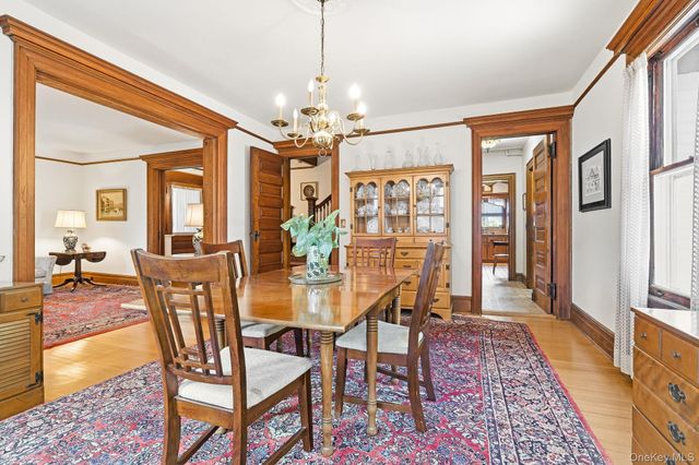 13 Ridgeview Avenue, White Plains, NY 10606