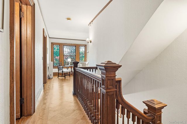 13 Ridgeview Avenue, White Plains, NY 10606