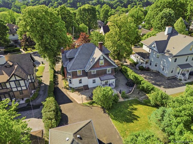 13 Ridgeview Avenue, White Plains, NY 10606
