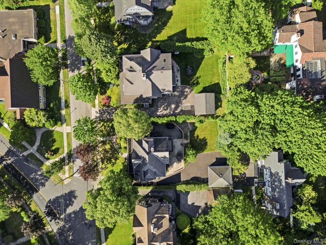 13 Ridgeview Avenue, White Plains, NY 10606