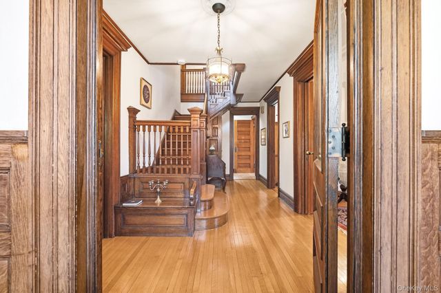 13 Ridgeview Avenue, White Plains, NY 10606