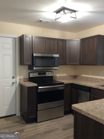 5987 Sherwood Trace, Lithonia, GA 30038