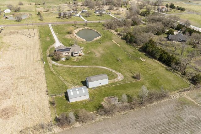 20831 Brandt Road, Tonganoxie, KS 66086